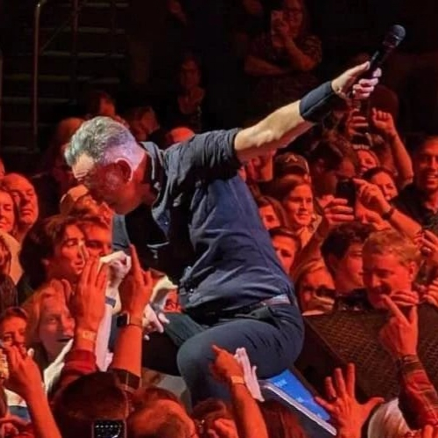 Els Fans de Bruce Springsteen Cap-103 (Hablan los fans) episode artwork