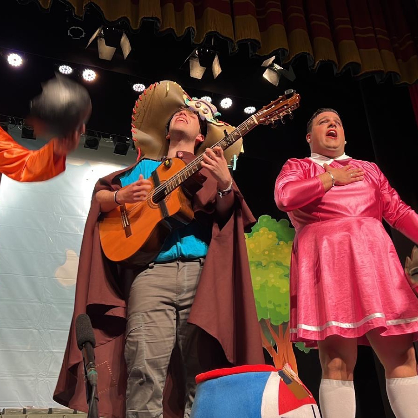 CARNAVAL A BOMBO Y PLATILLO