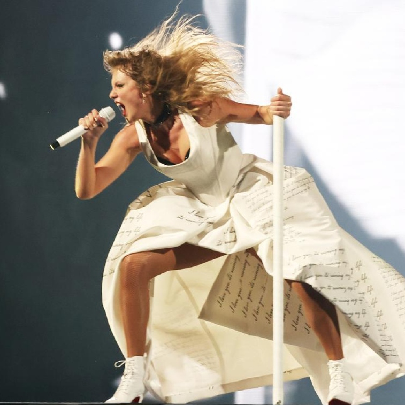 Taylor Swift, Karol G, Quevedo, Rosalía, Walls, Estopa, Bad Bunny, Astola, El Bicho y muchos más en Estación GNG Taylor Swift, Karol G, Quevedo, Rosalía, Walls, Estopa, Bad Bunny, Astola, El Bicho y muchos más en Estación GNG