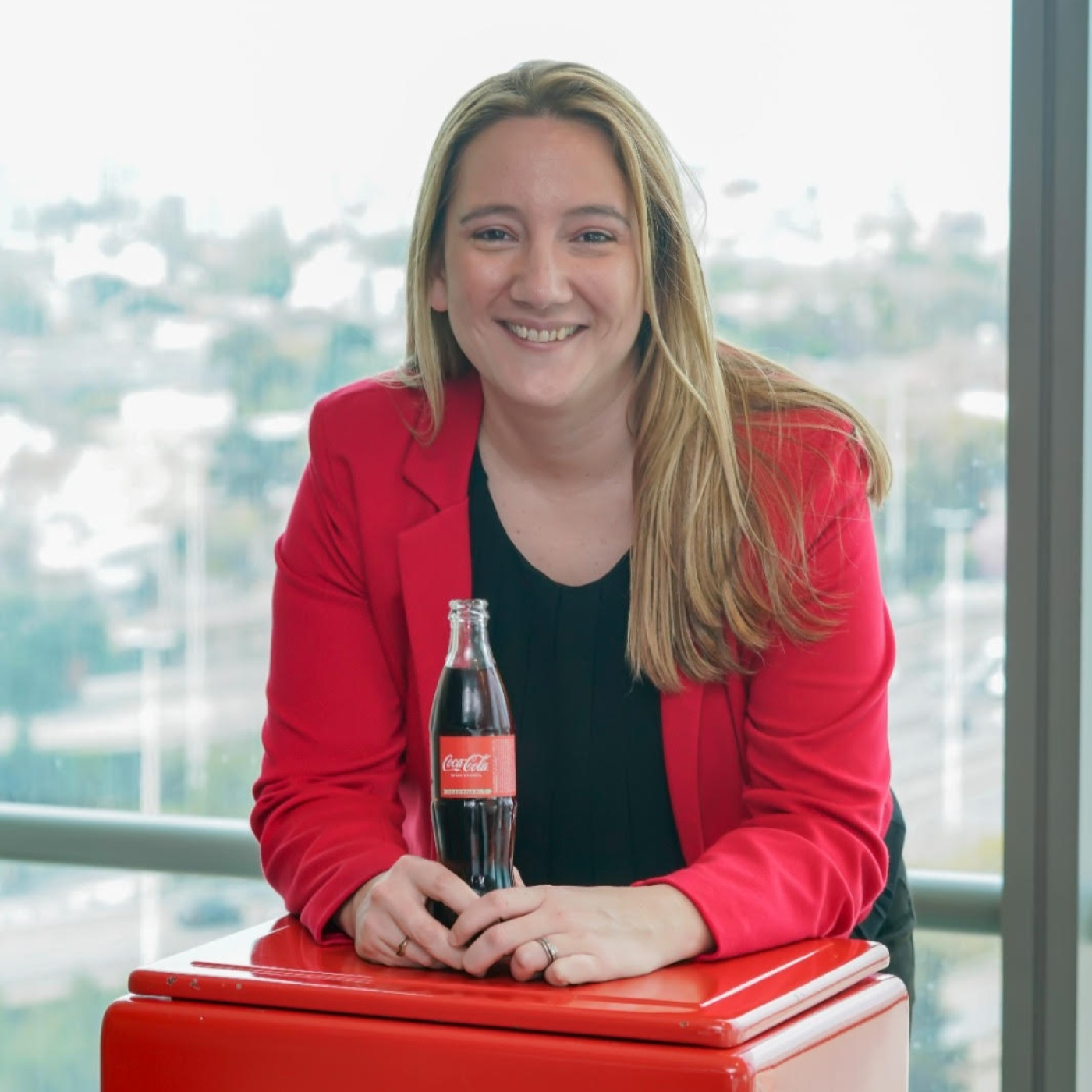 Gabriela Carracedo, Directora Senior de Marketing para Argentina y Uruguay de Coca-Cola @charlasnegocios 1-10-2024