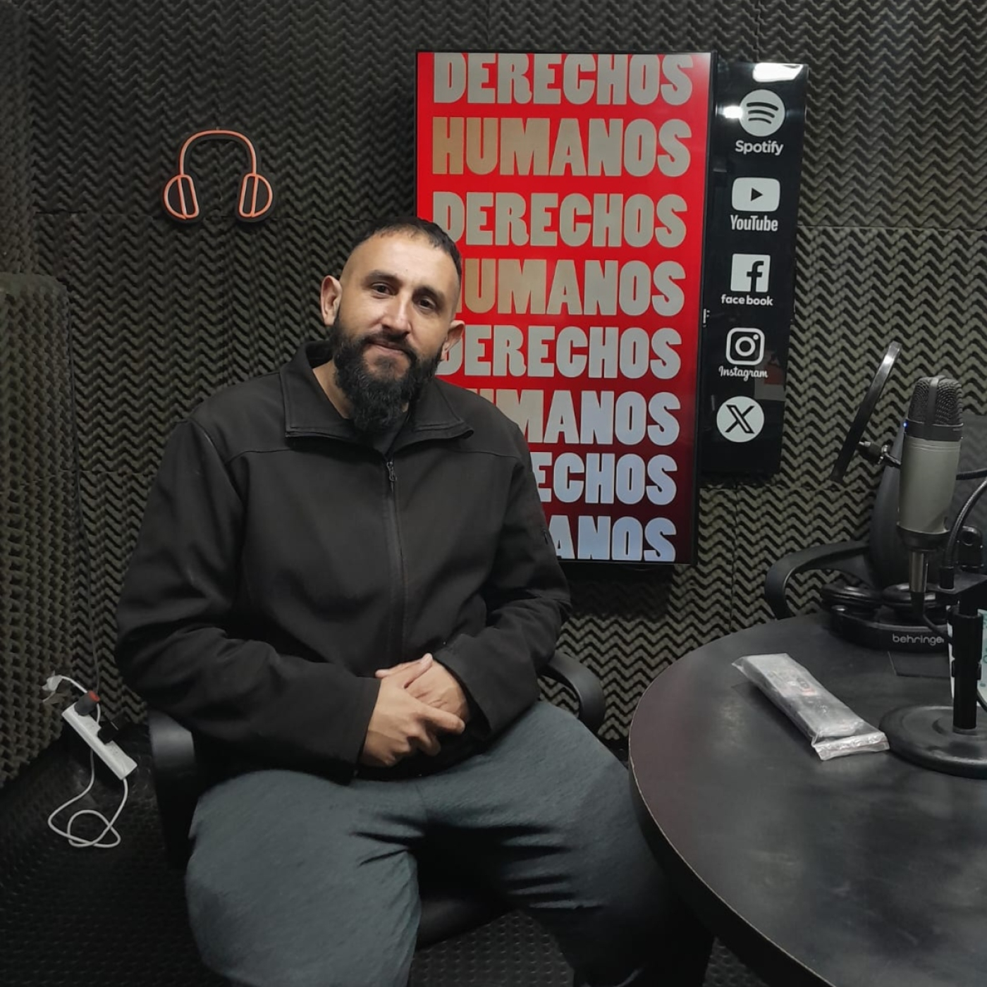 En Avenidas / Gabi Leiva / Presentación de su banda en Bitter episode artwork