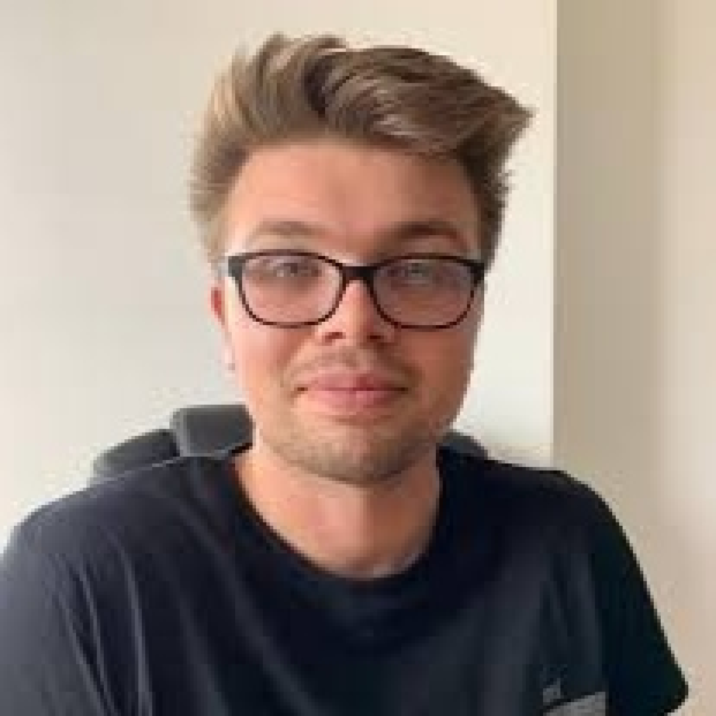 Estudio 2 - FM 105.9