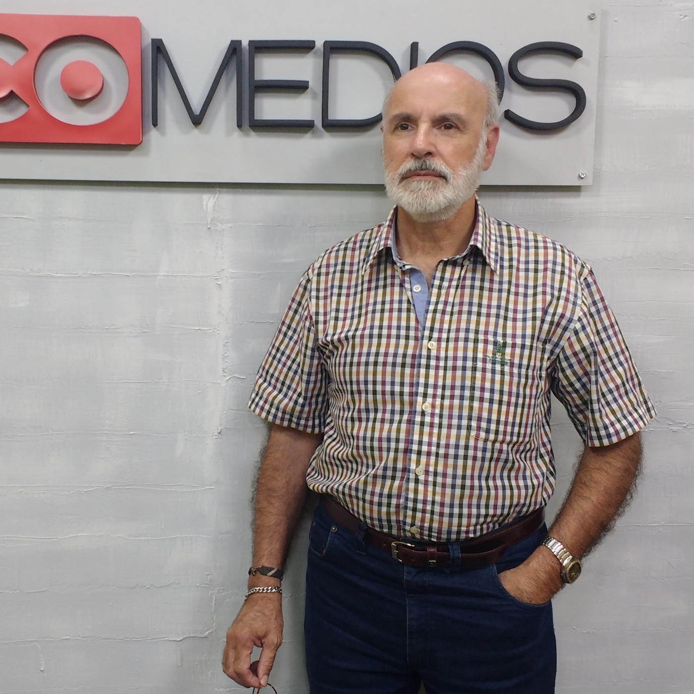 RADIOFOTOS con Santiago Magrone 21-11-2025