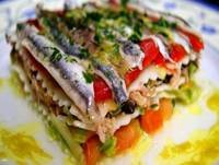A la rica lasaña de boquerones y pimientos asados