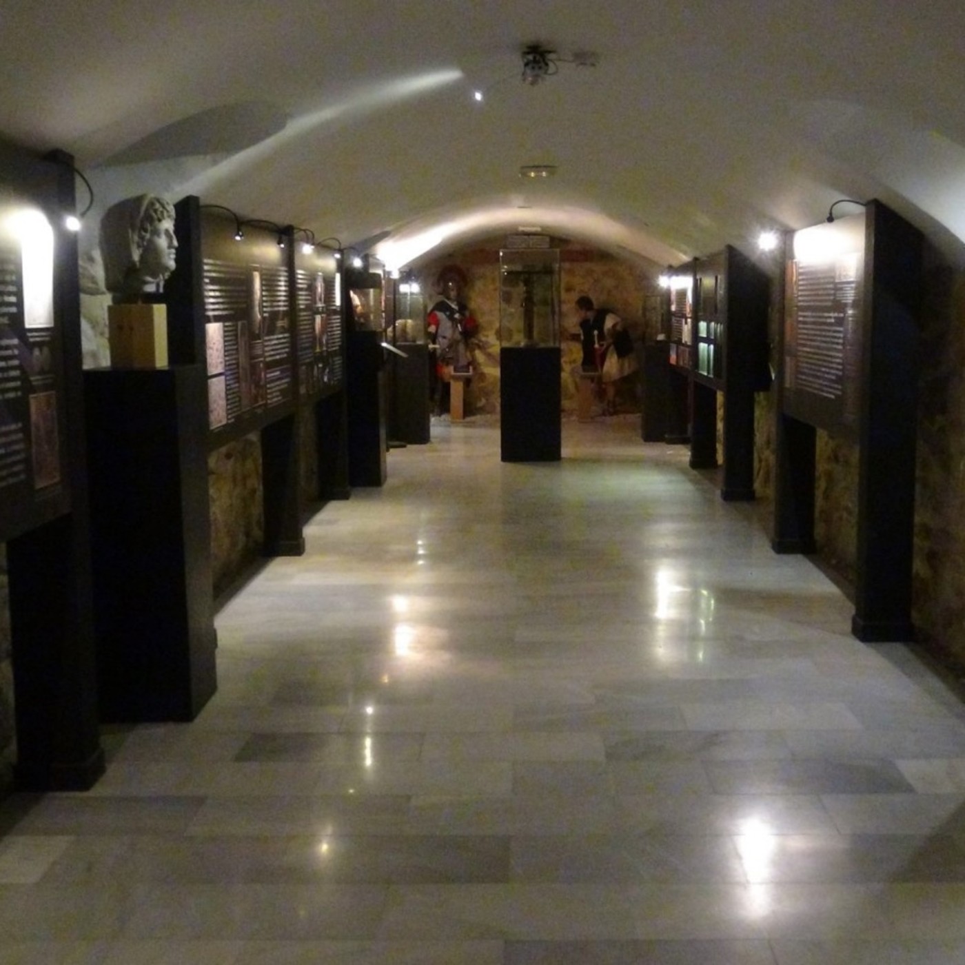 LA HISTORIA ENTRE LÍNEAS: El Museo de la Pasión de la Fundación Aguilar y Eslava
