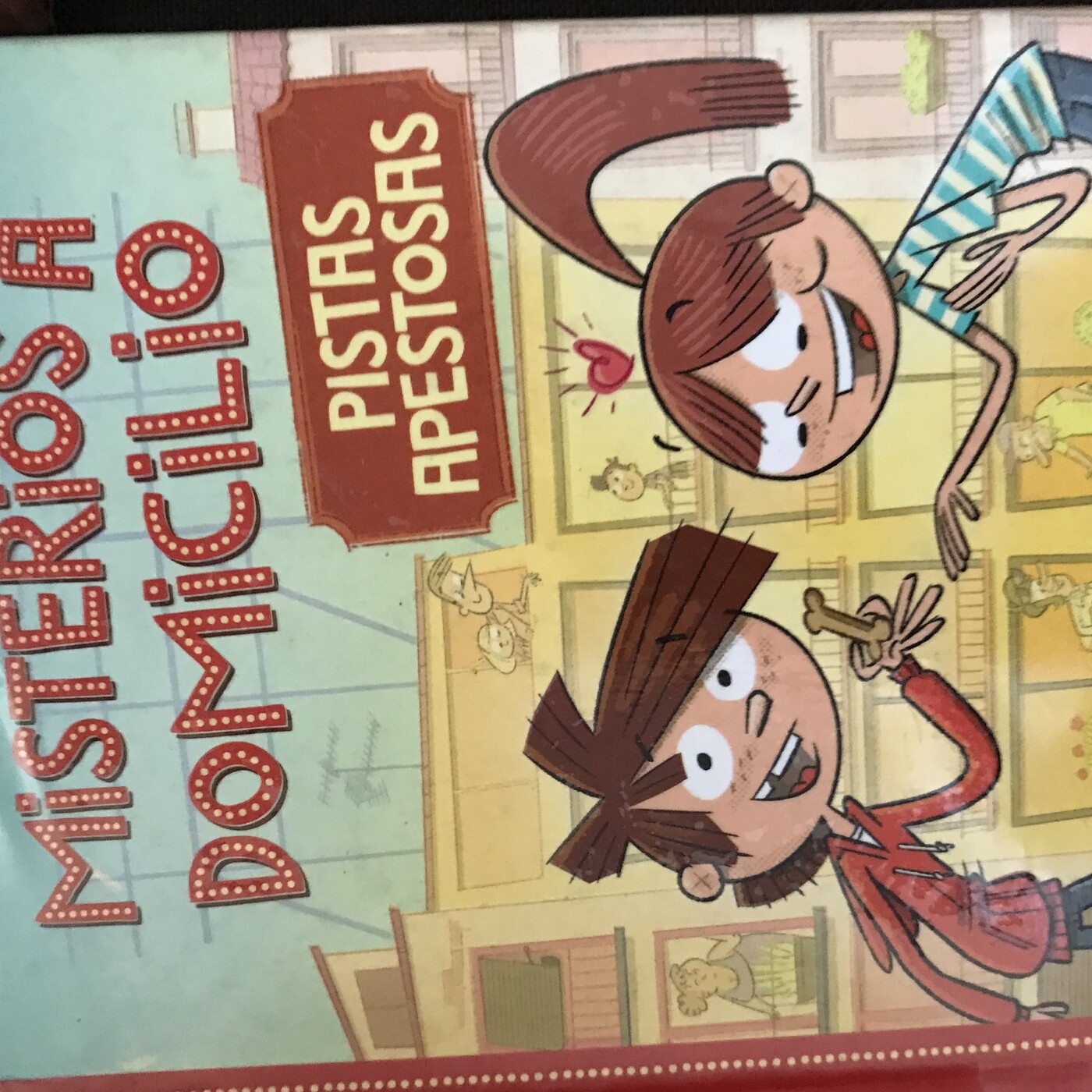 Misterios a domicilio. Pistas apestosas. Parte 5.
