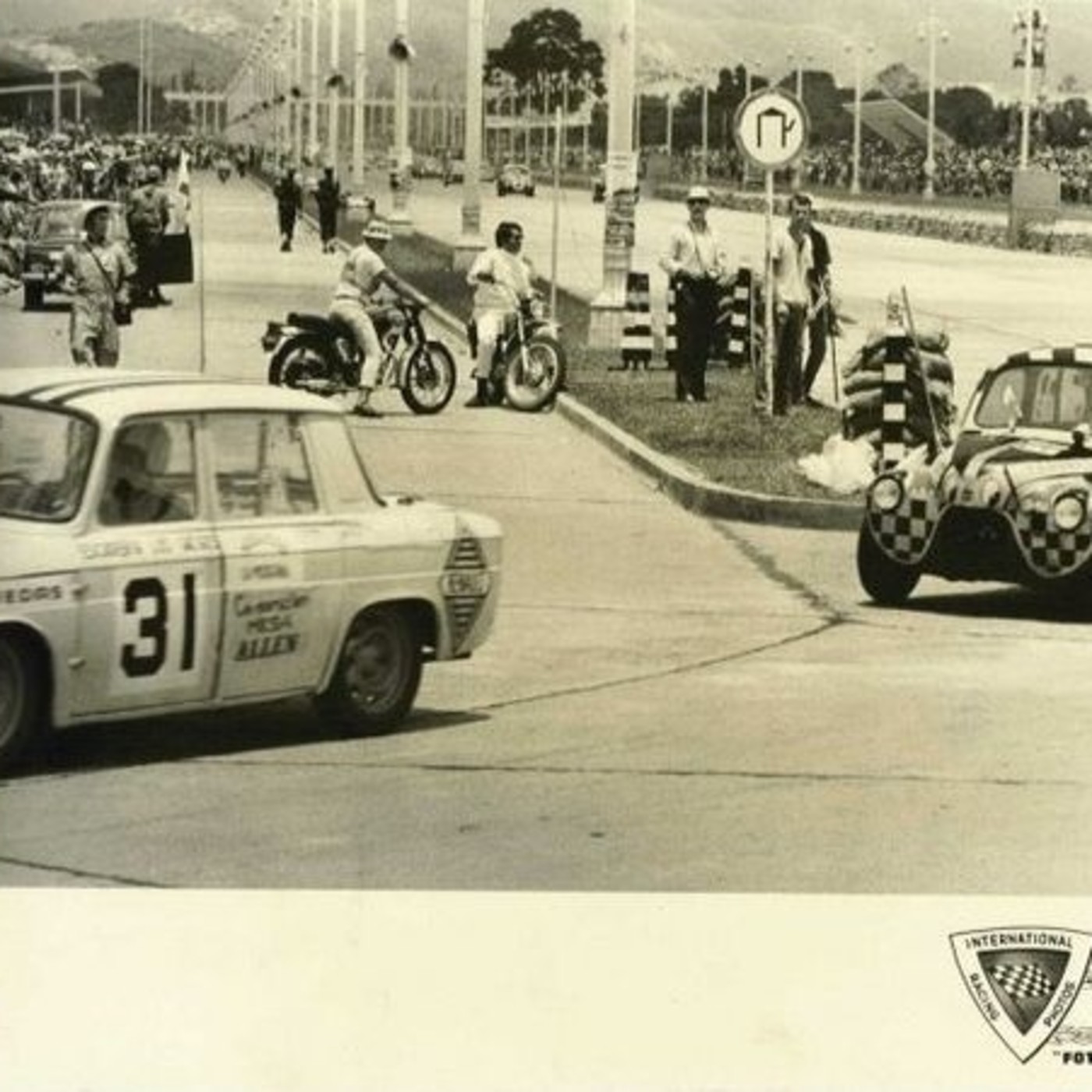 PROGRAMAS EN MODO UCAB