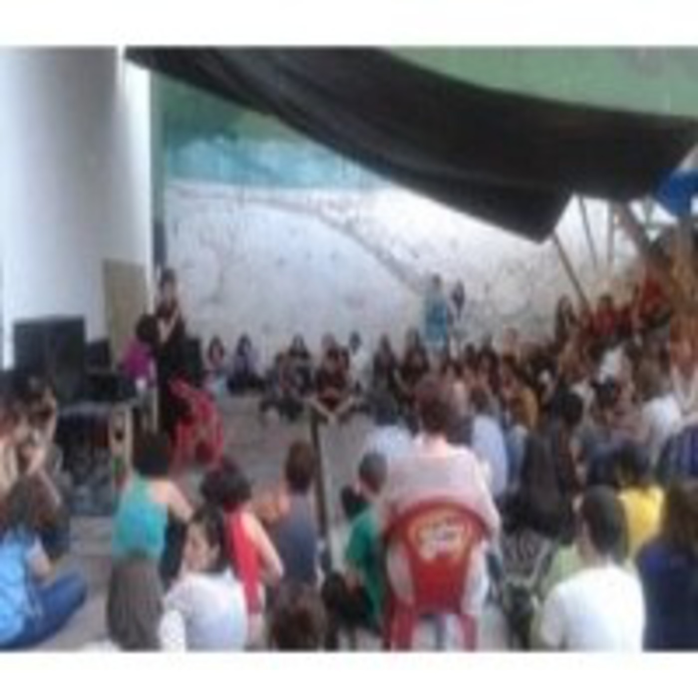 ESCENA PÚBLICA