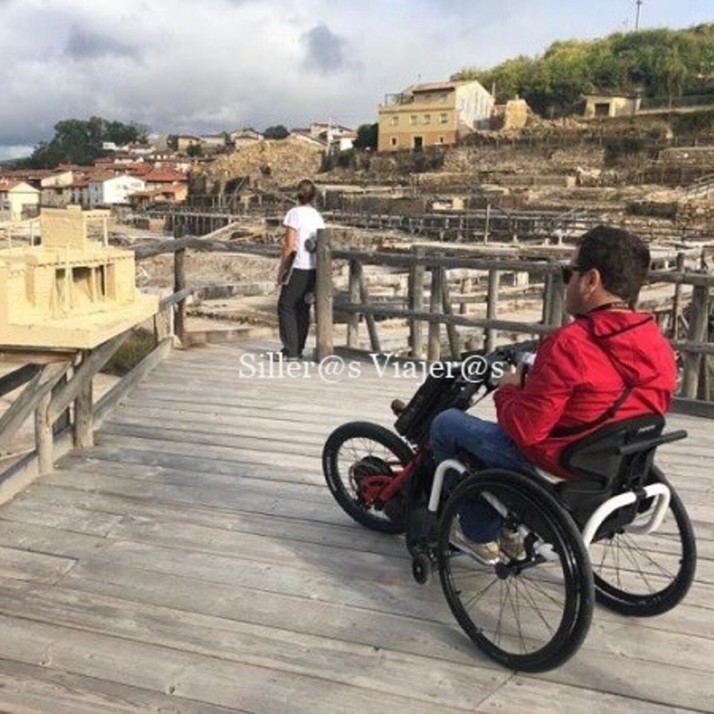 Salinas de Añana con silla de ruedas - Silleros Viajeros 63 episode artwork