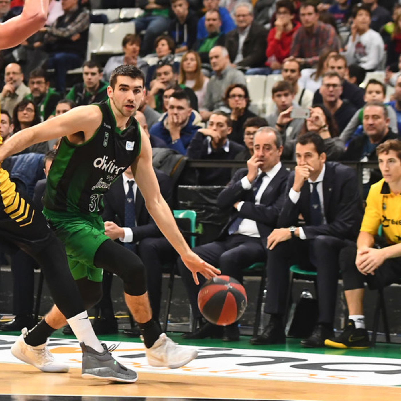 Txus Vidorreta - Joventut vs Canarias - J13 ACB 2018/19 episode artwork