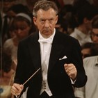 Benjamin Britten - War Requiem.