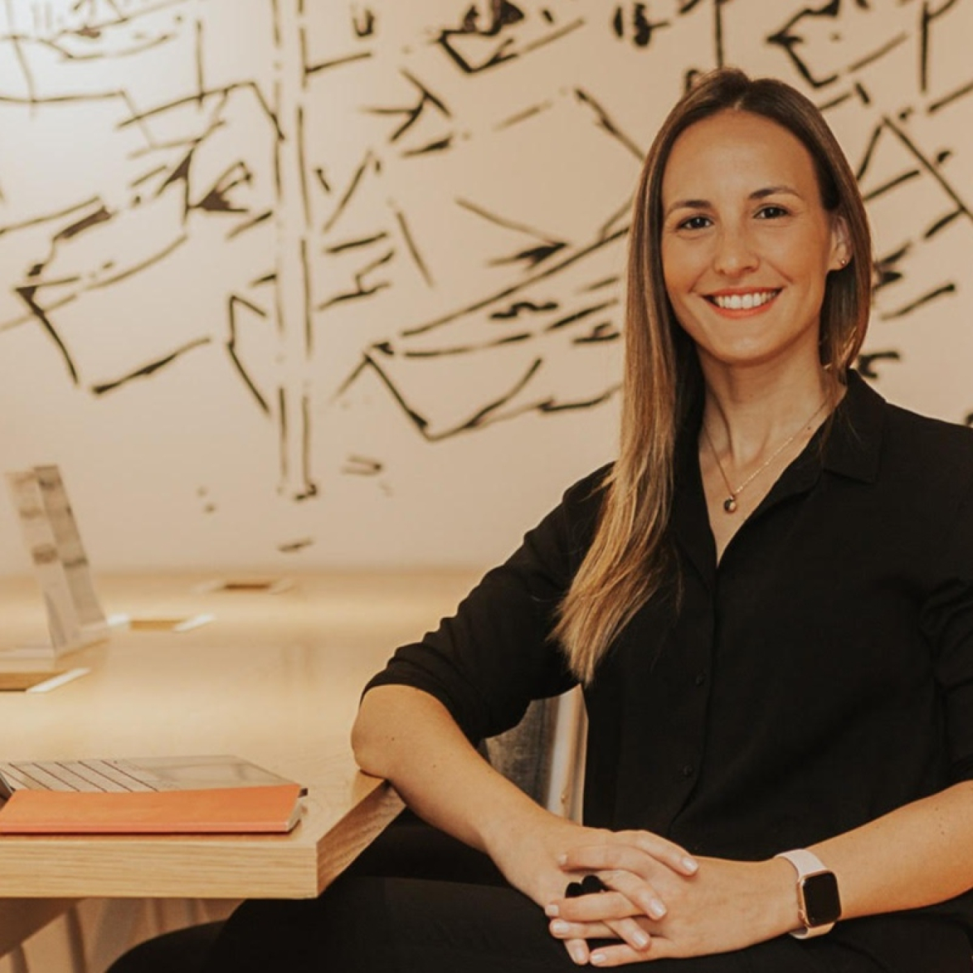 Rocío Robledo, Directora de WeWork Argentina y Chile @CHARLANEGOCIOS 20-8-2024