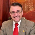 Enrique Ayala Mora 'Correa esta derrotado y lo sabe'