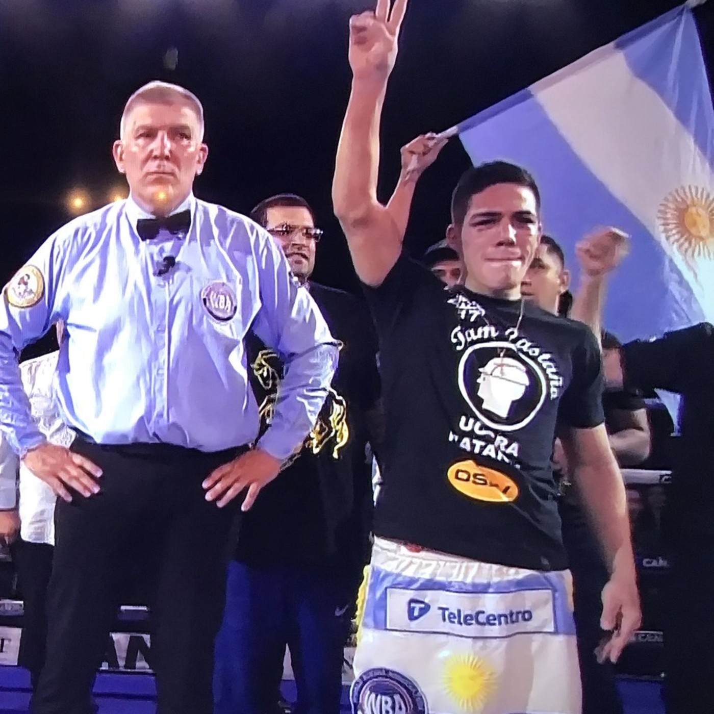Ring Side en el aire