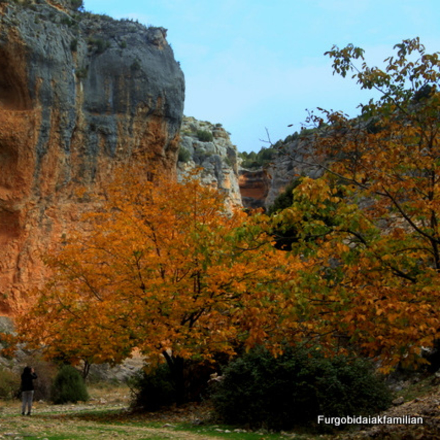 Los Viajes de Nautilus 02x09 - Escapada otoñal por tierras de Aragón