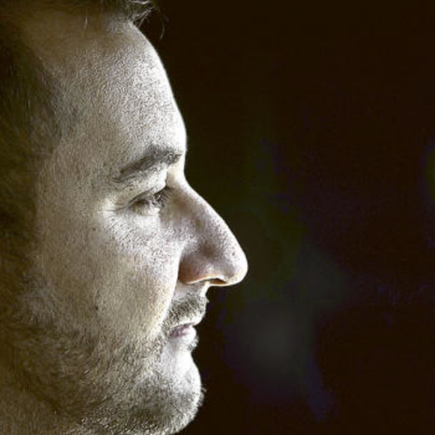 Enrique Domínguez: 'La vulneración de derechos es una realidad en las personas sin hogar' episode artwork