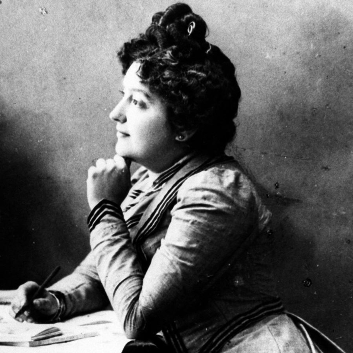 MUJERES OLVIDADAS POR LA HISTORIA