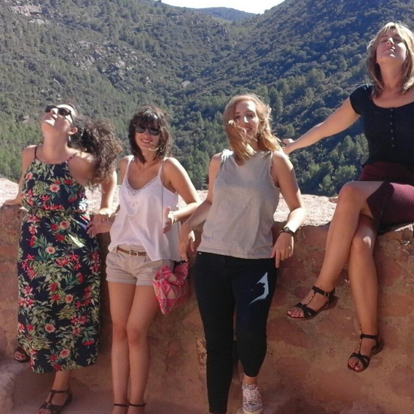 Pepi, Luci, Bom y otras podcasters del montón