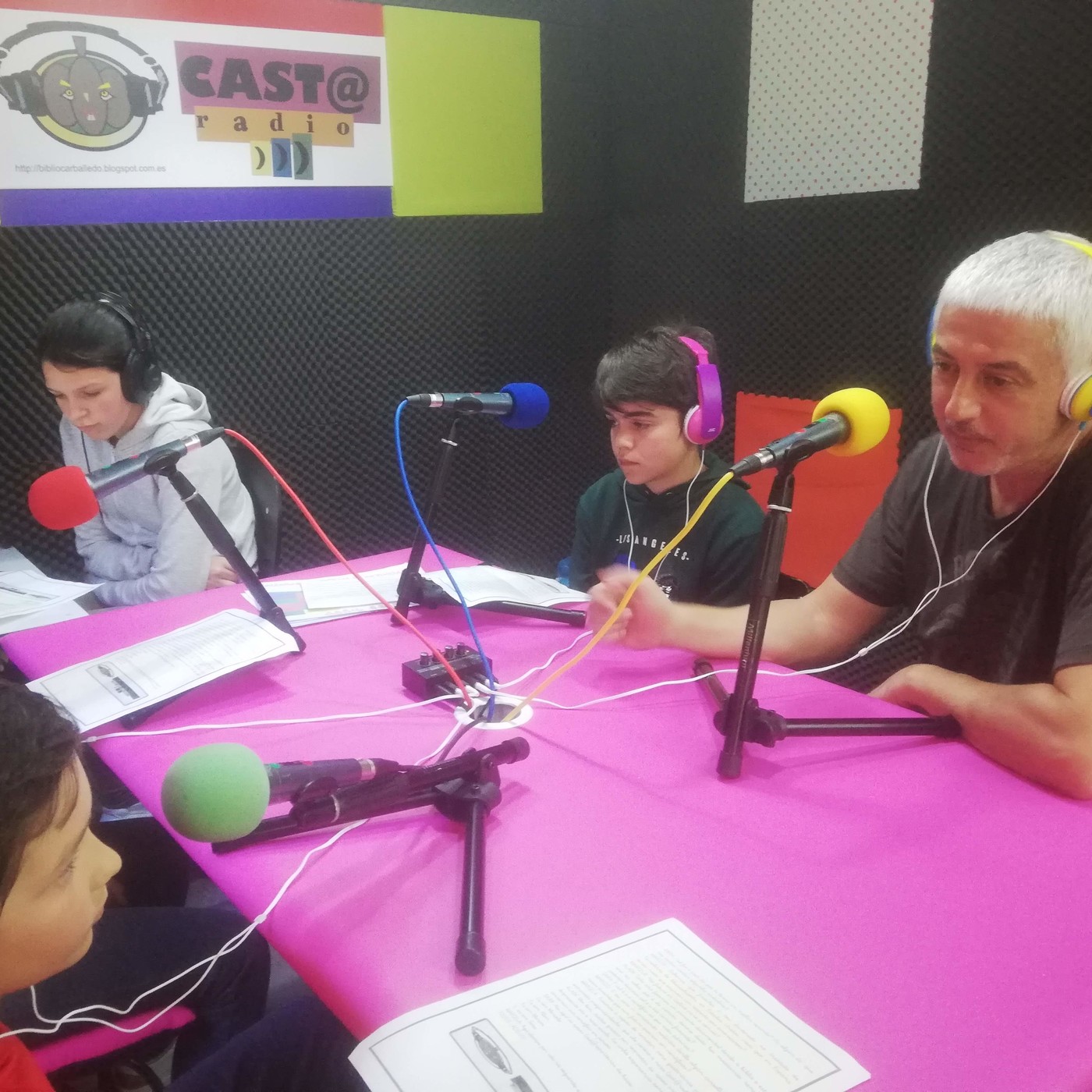 CAST@RADIO 18-19