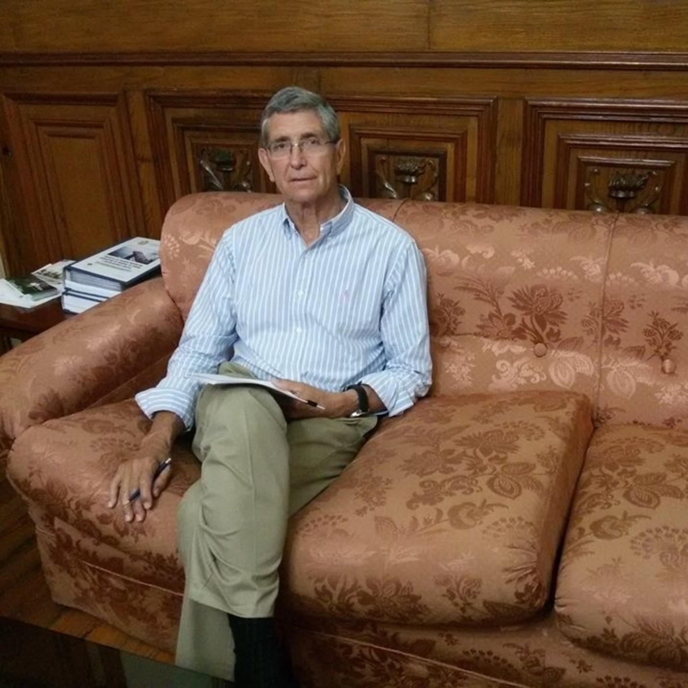 Entrevista con el Alcalde de Castro sobre la situación de los aparcamientos episode artwork