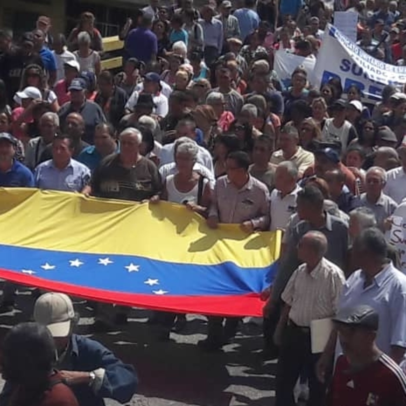 Arriba Banderas