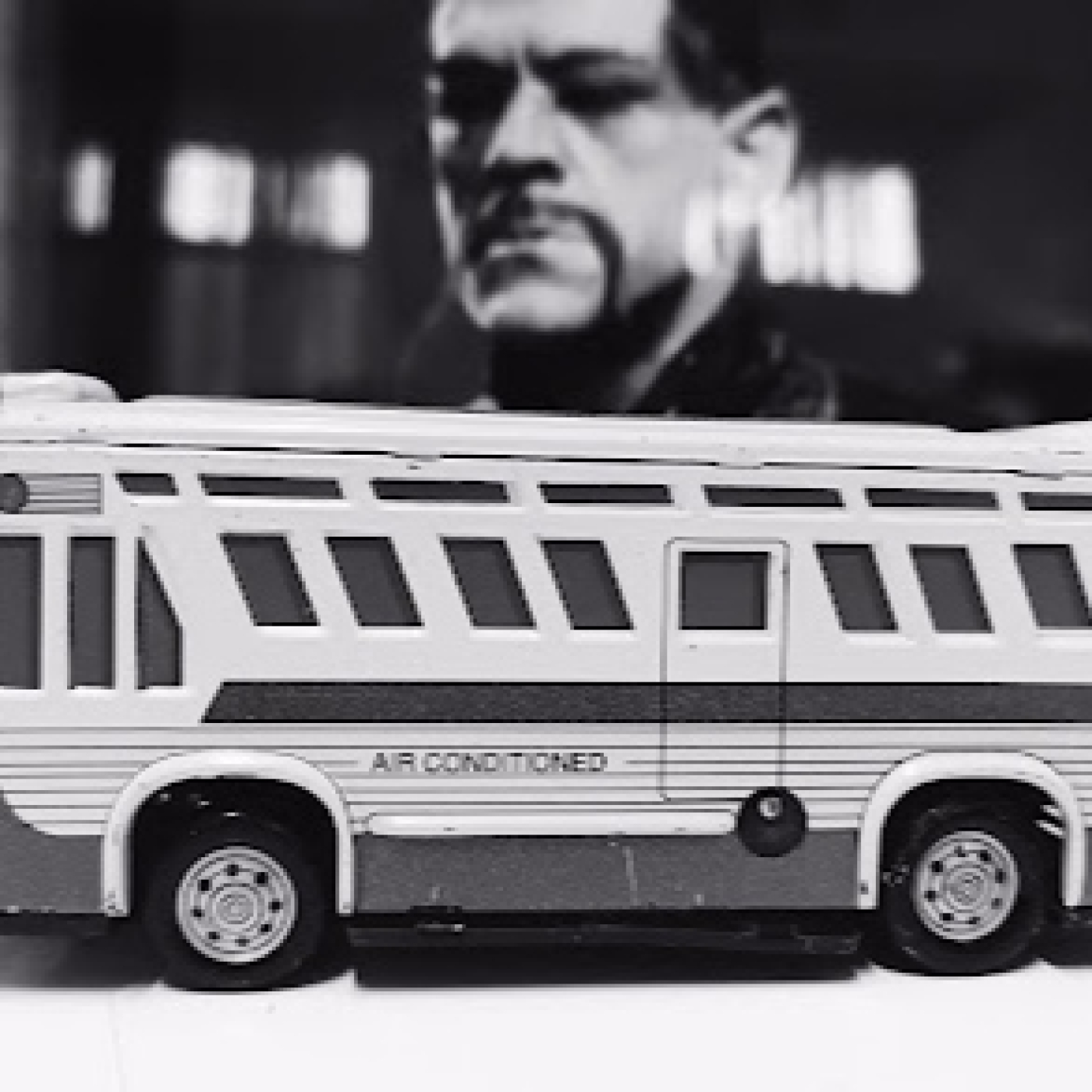 EL AUTOBUS DE JIMMY