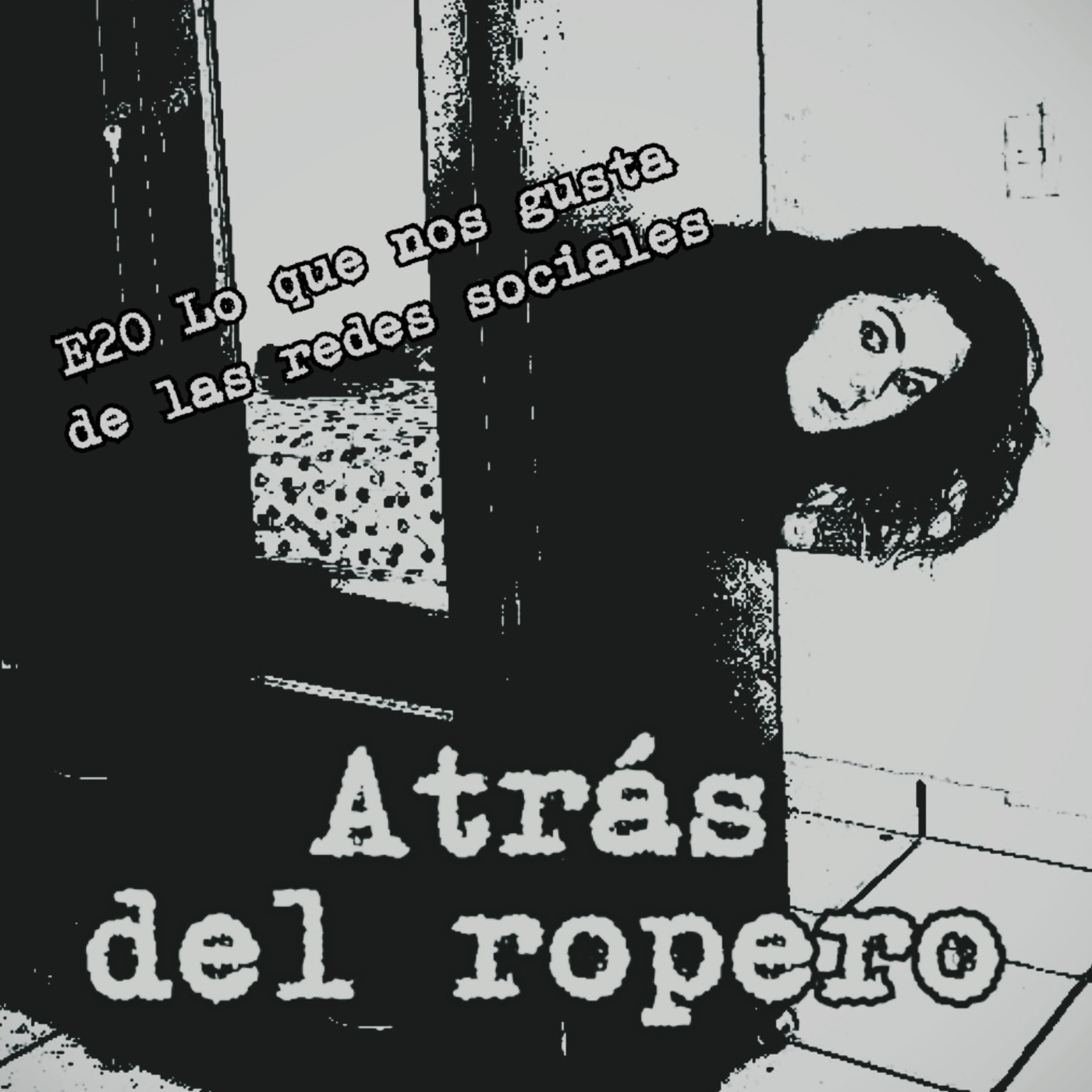 Atrás del ropero