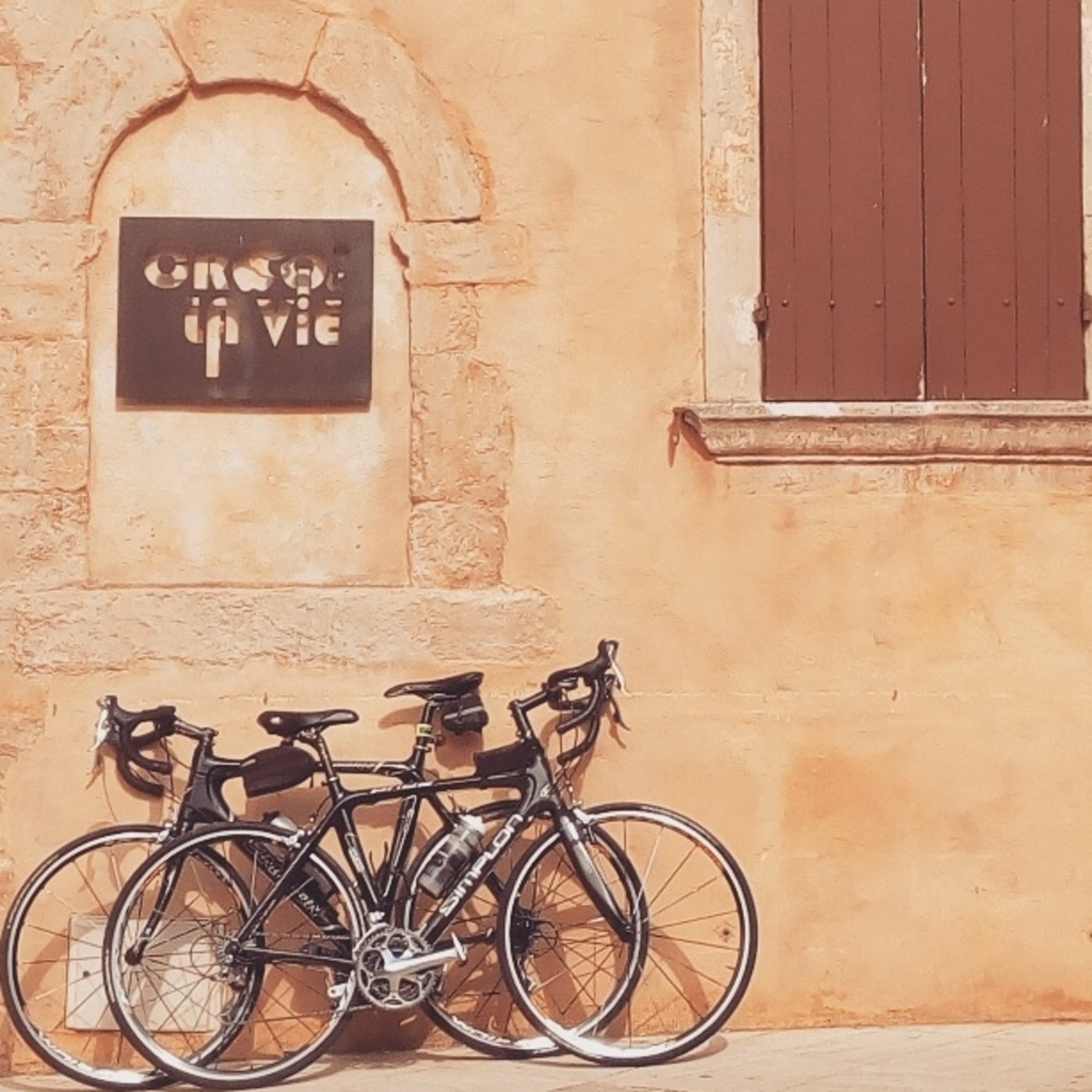 Vacaciones en bicicleta en el Luberon y Lorenzo Rojo, Lontxo - Programa número 83 episode artwork