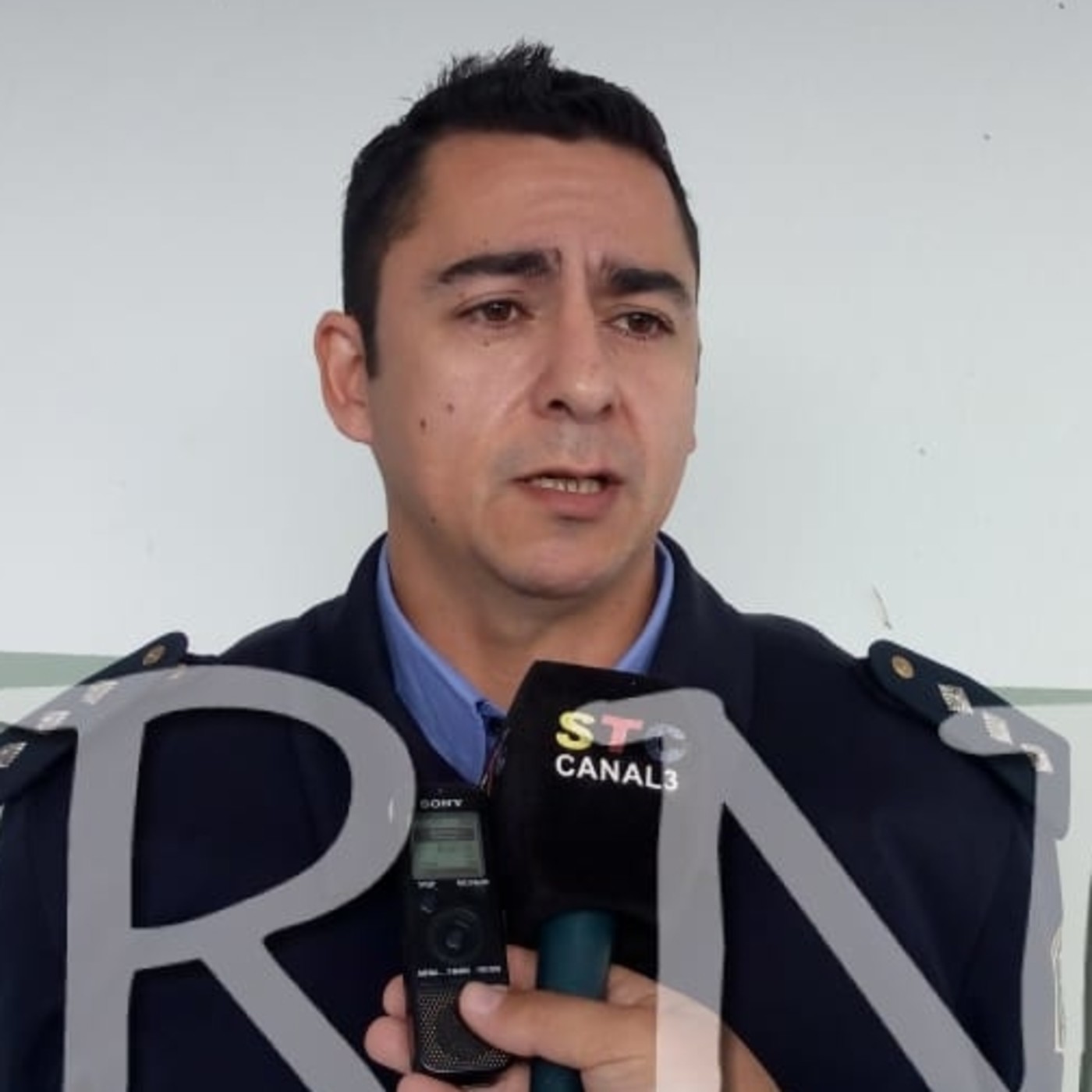 REVISTA DE NOTICIA .. POR FM REAL 96.3