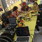 Fiesta Tropical #LaAgrupa Entrevista a 'Los Charlo' Fran el Mago, Lucía y Pablo