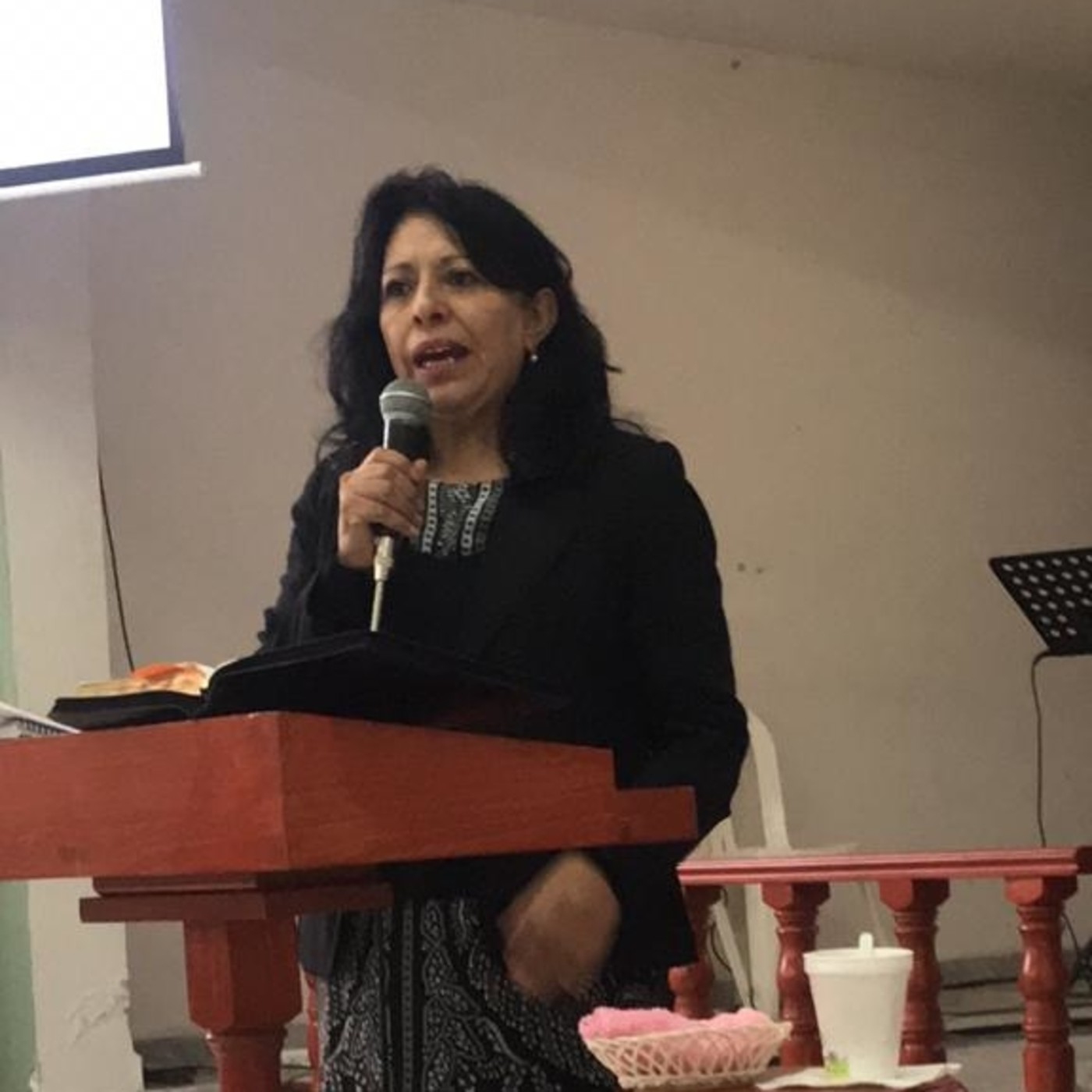 Iglesia Cristiana Emmanuel en Manantial FM estéreo
