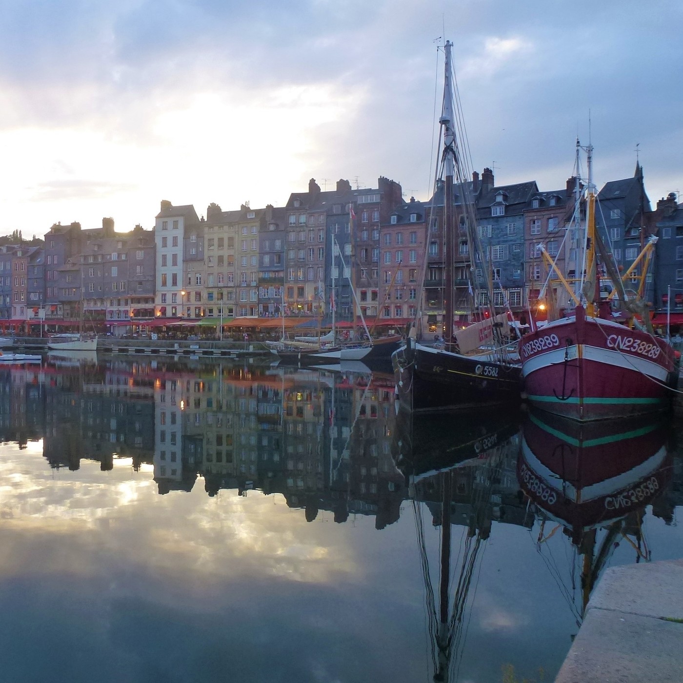 Honfleur: una joya normanda con una luz especial episode artwork