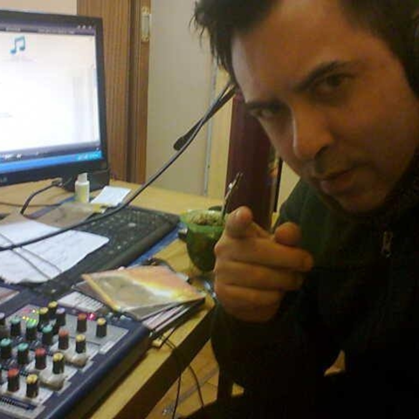 'Actualidad y algo mas..' con Fabricio Benitez audio emisión 31 - 03 - 2017