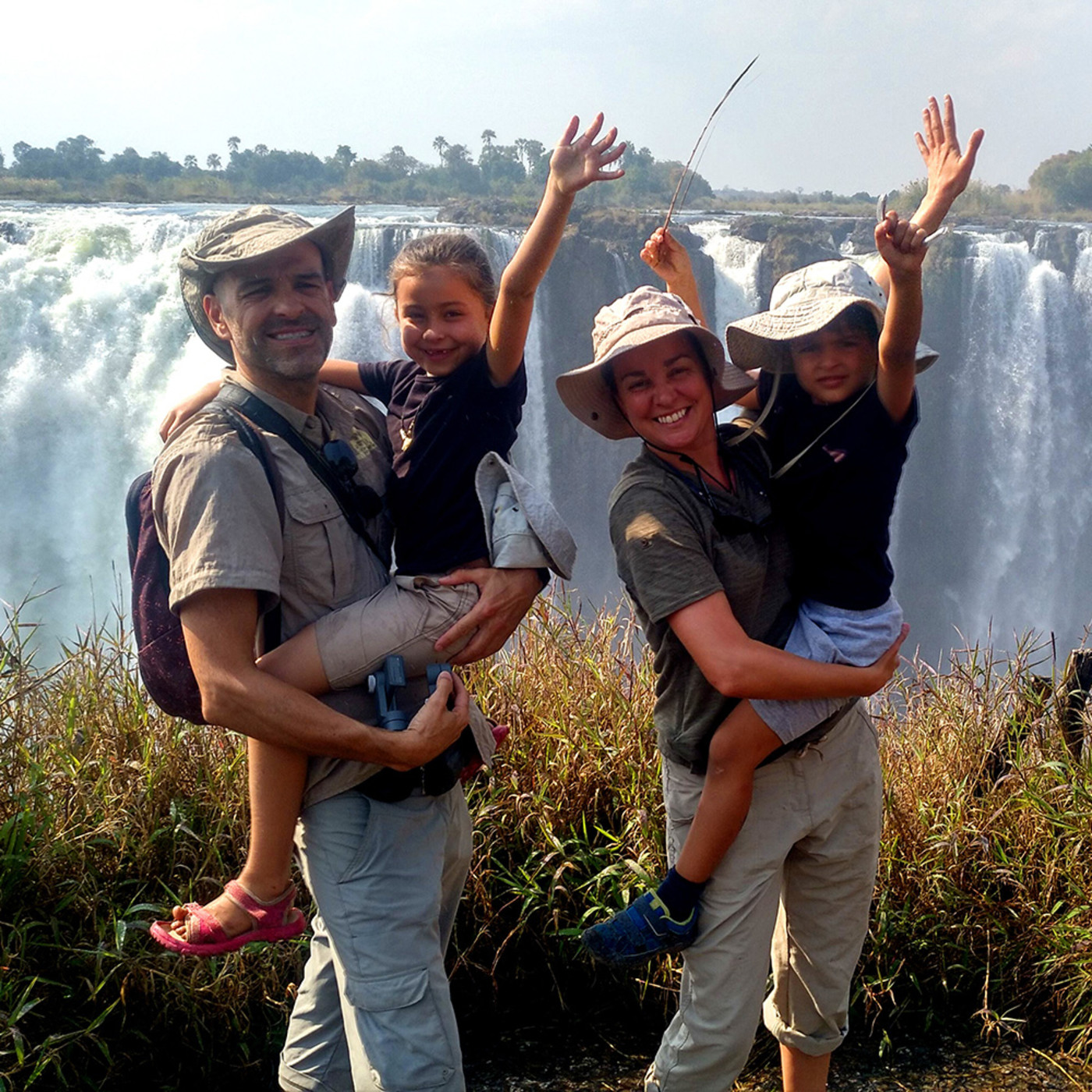 Extra con anécdotas sobre el viaje por África de David y Fani de Familia Sin Rumbo - Episodio exclusivo para mecenas