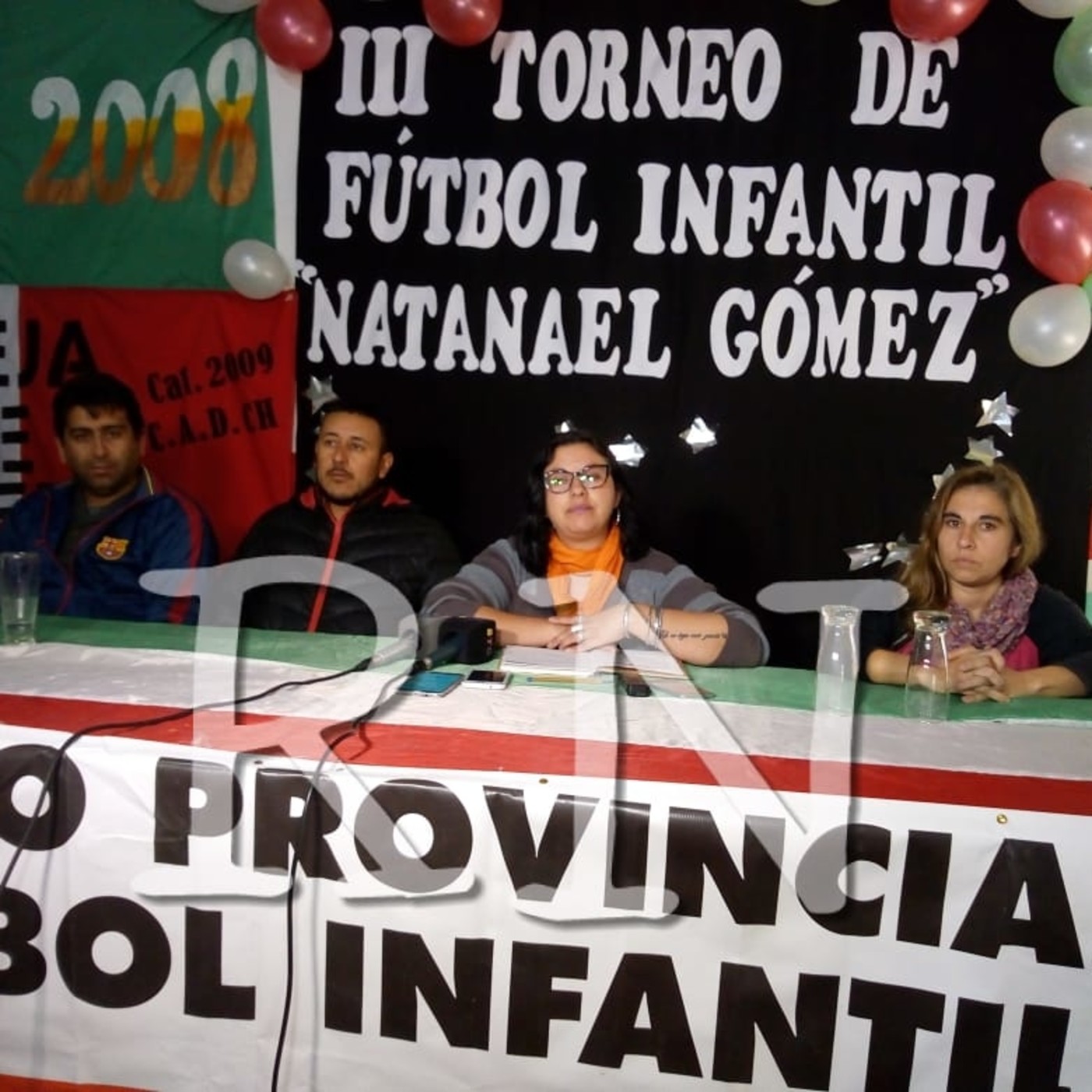 REVISTA DE NOTICIA .. POR FM REAL 96.3