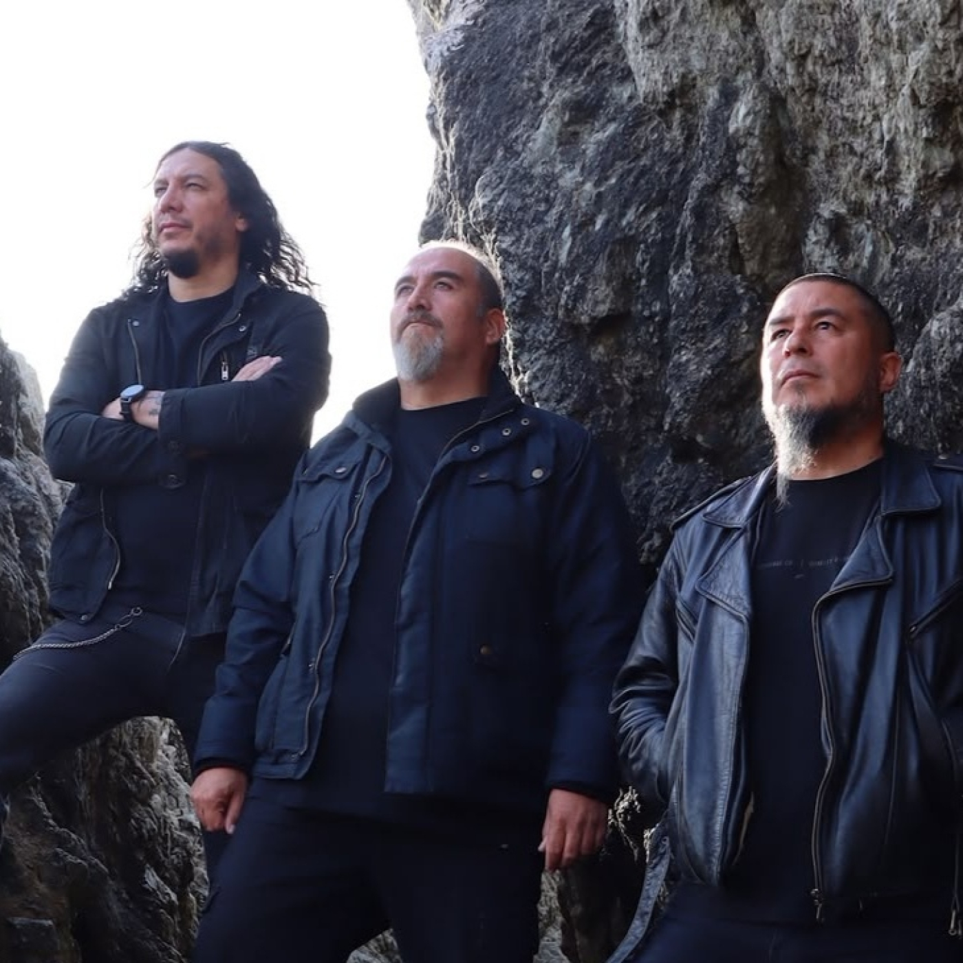 In Ad Hominem presenta 'Entre fuego y sombras' - La Vitrola episode artwork