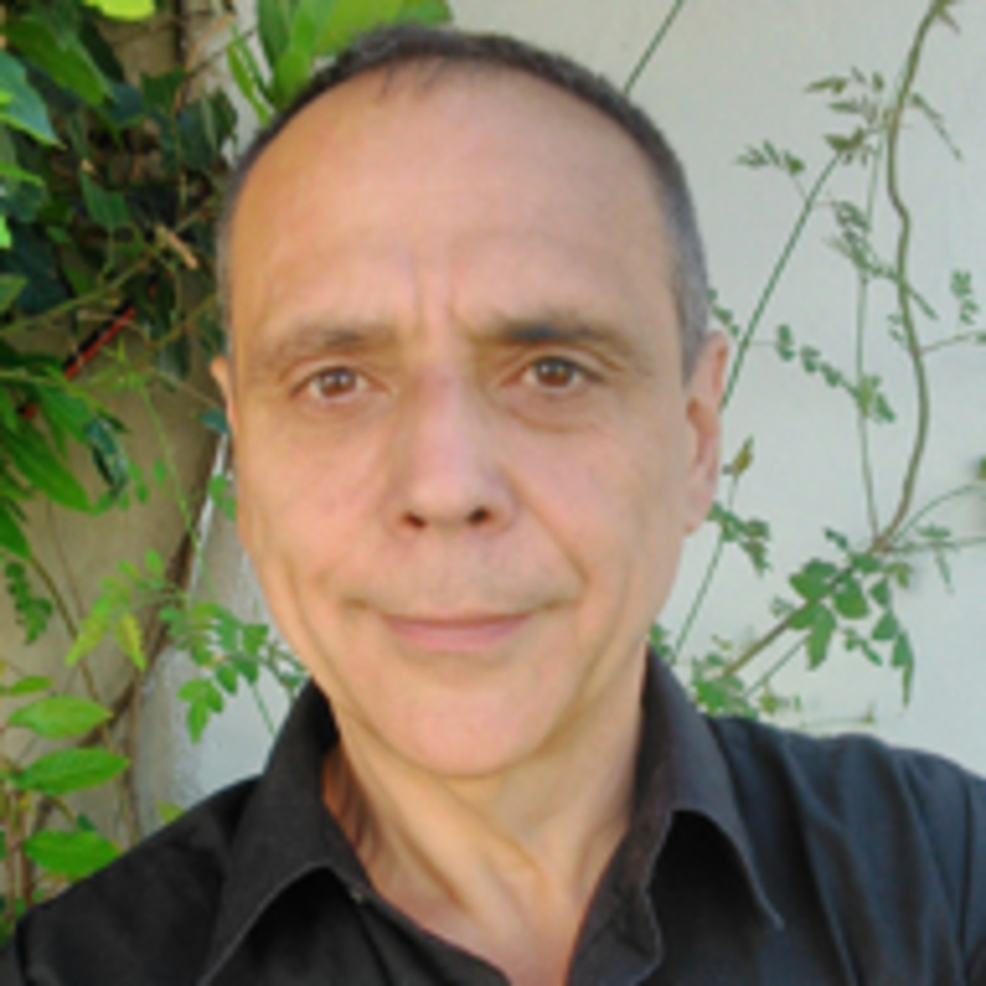 Rafael Courtoisie en voces femeninas