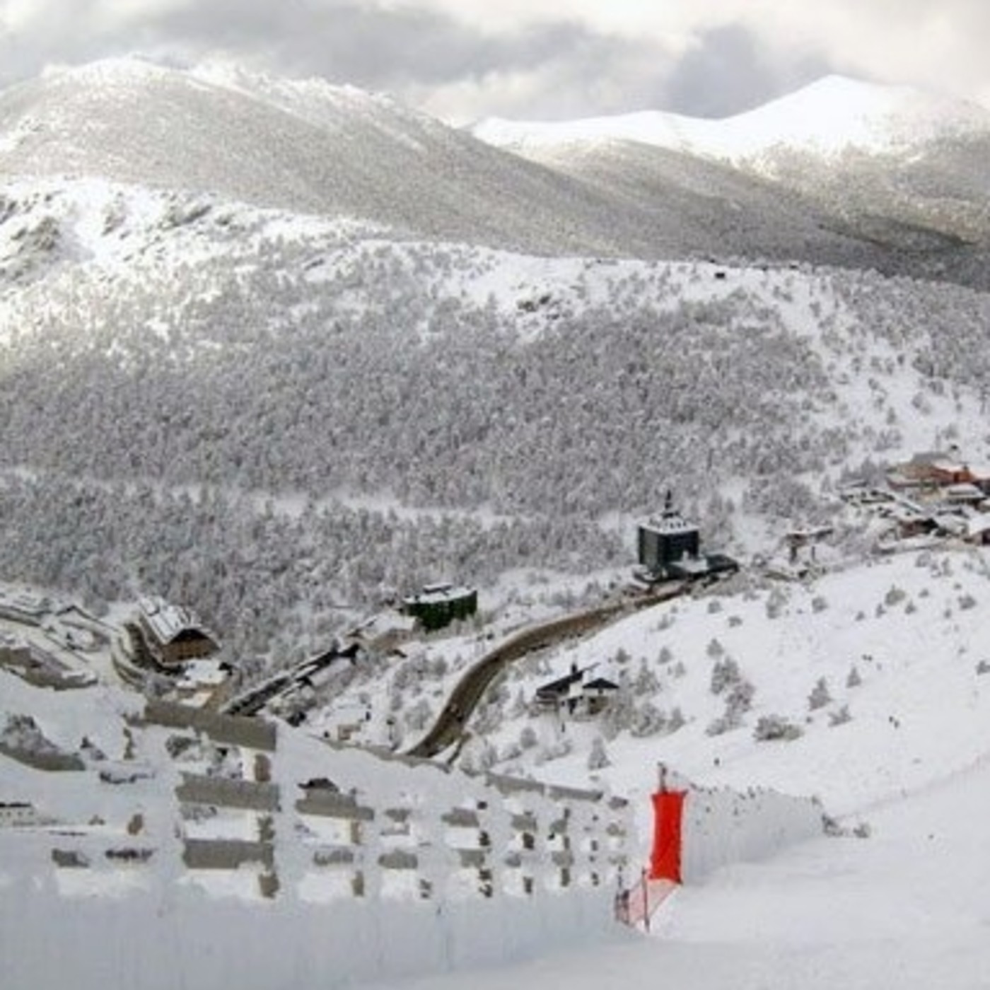 Desde las Alturas Esquí - Nieve y Montaña