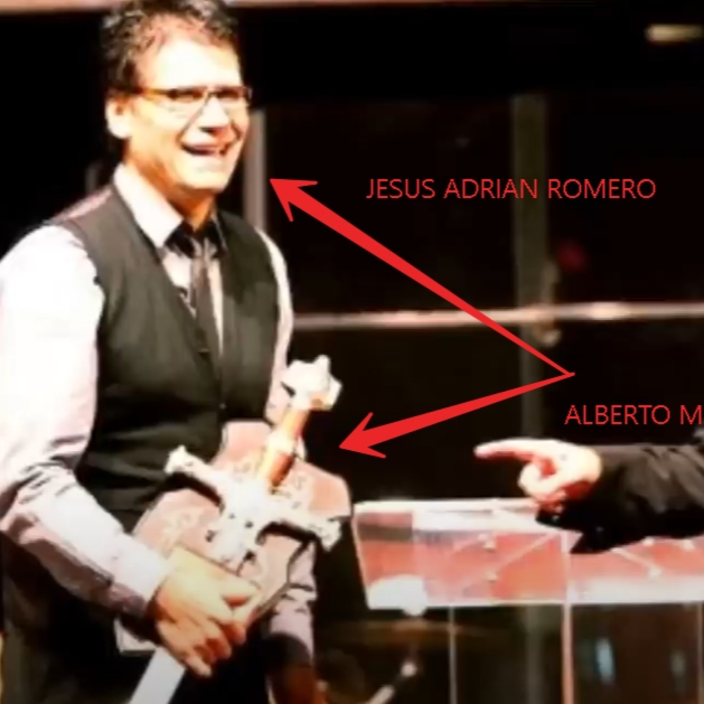 JESUS ADRIAN ROMERO, EL VATICANISTA EMPEDERNIDO E ILLUMINATI episode artwork