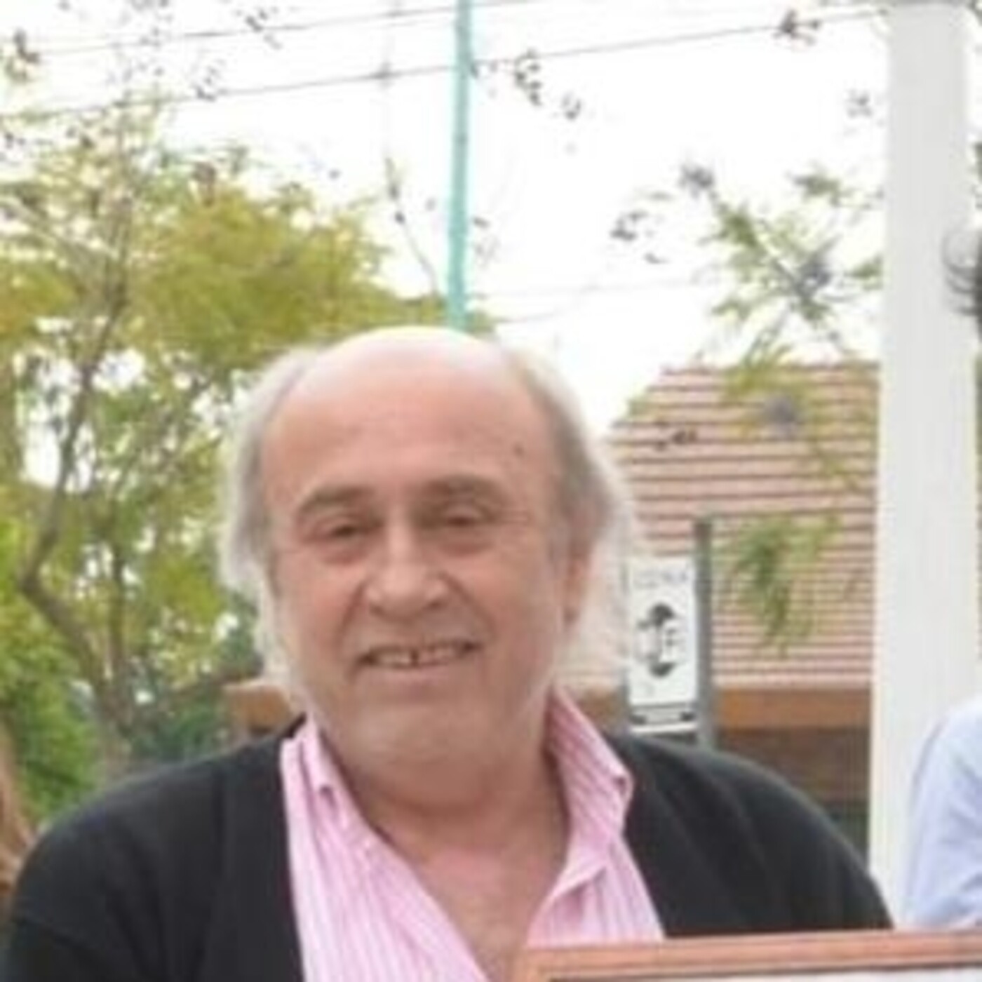 Radio Uno Arrecifes 107.1