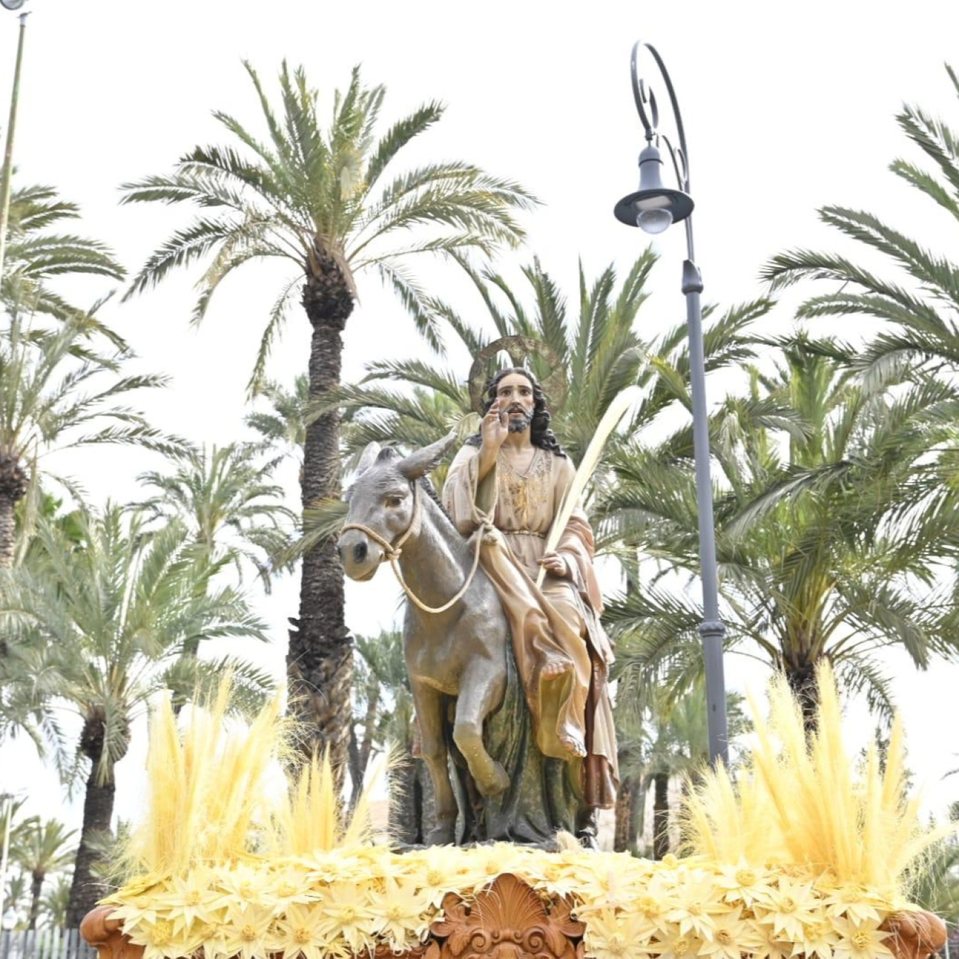 Es La Mañana De Elche y Comarca