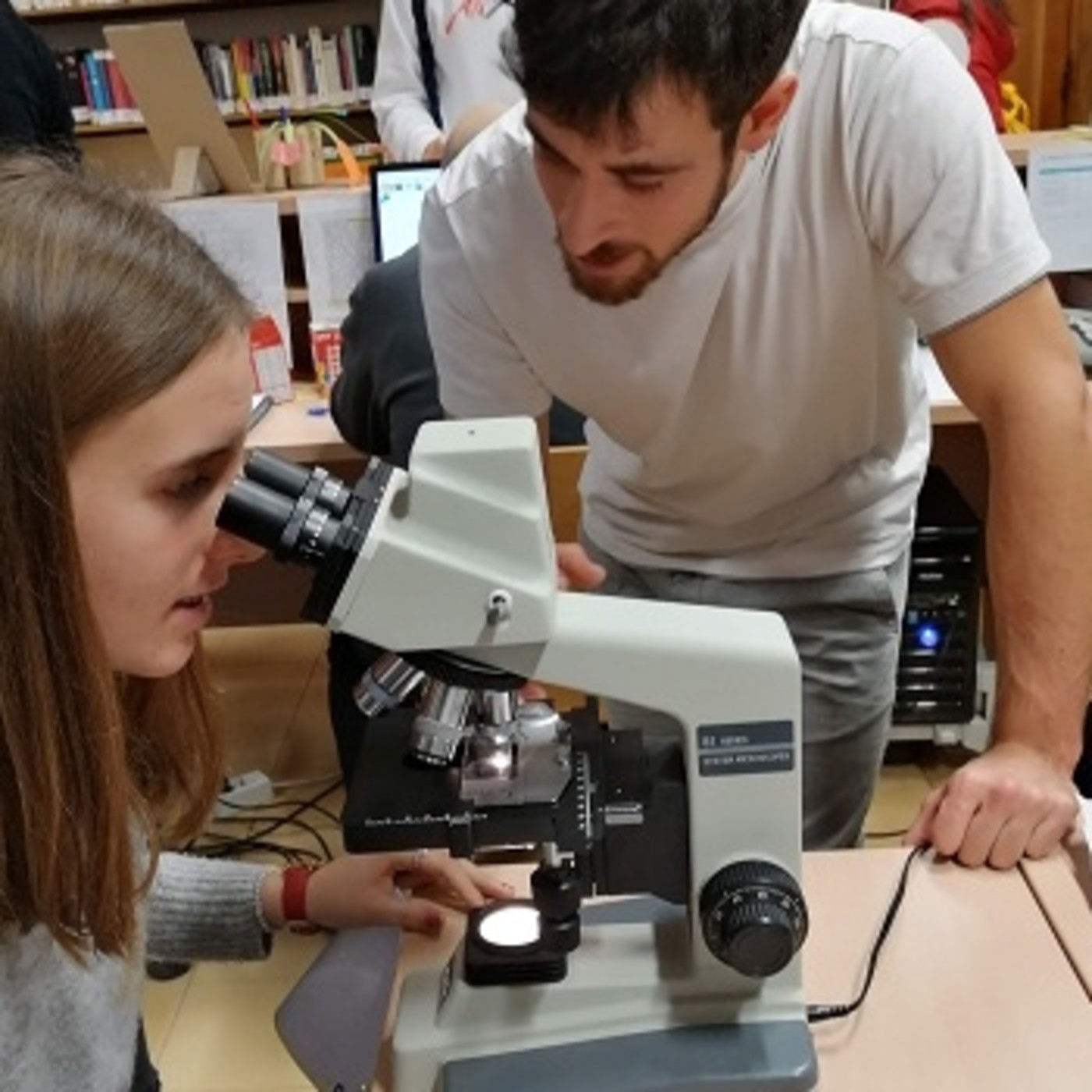 STEM Ollos Grandes Podcasting