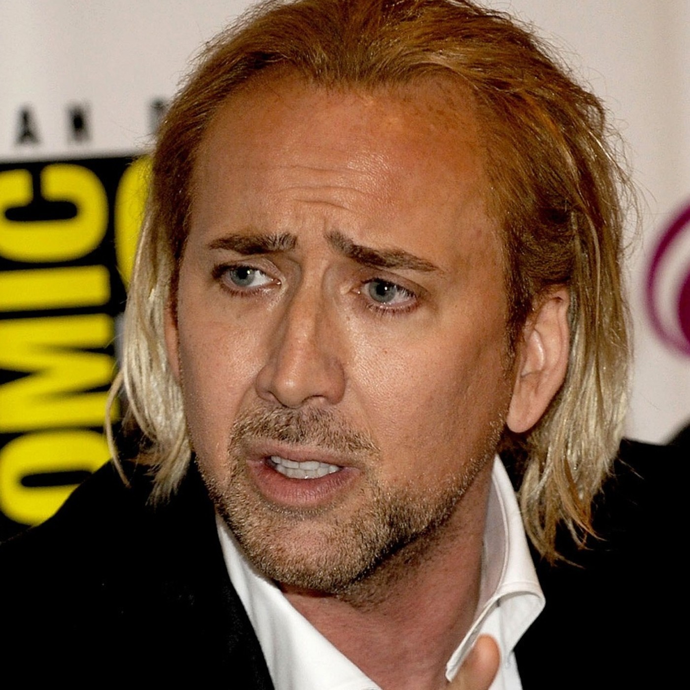 El flequillo de Nicolas Cage