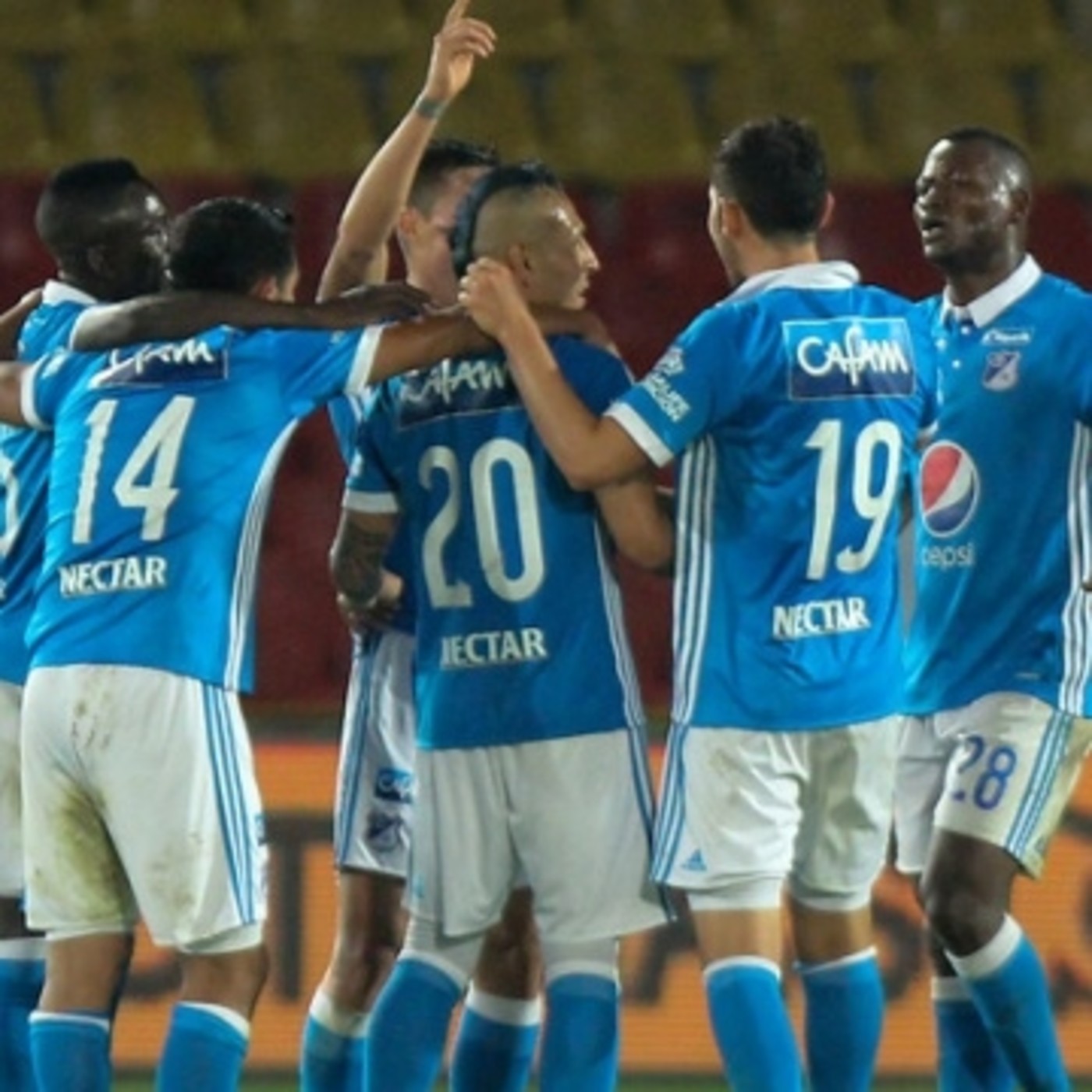 Narración de los goles de Rojas y Arango al Cortuluá