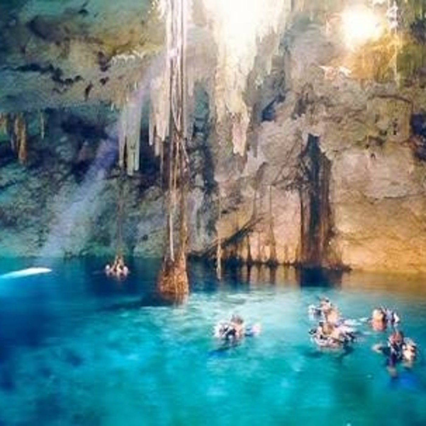 LA RUTA DE LOS CENOTES