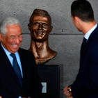 Las palabras de Piqué y el busto de Cristiano con Miguel A. Barquero y Manolito Vivar