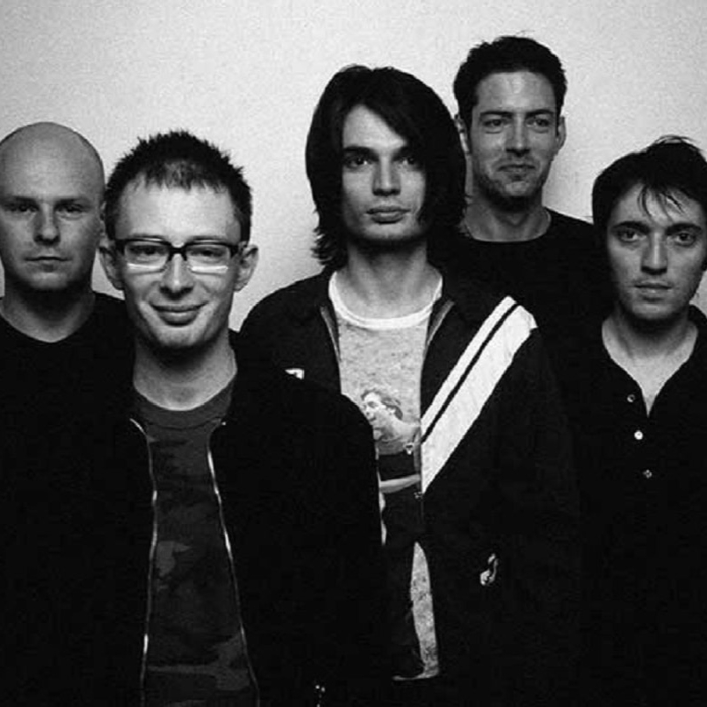 Radiohead vuelven a ensayar juntos, lo cuenta Colin Greenwood, pese a que cada miembro tiene sus propios proyectos. episode artwork
