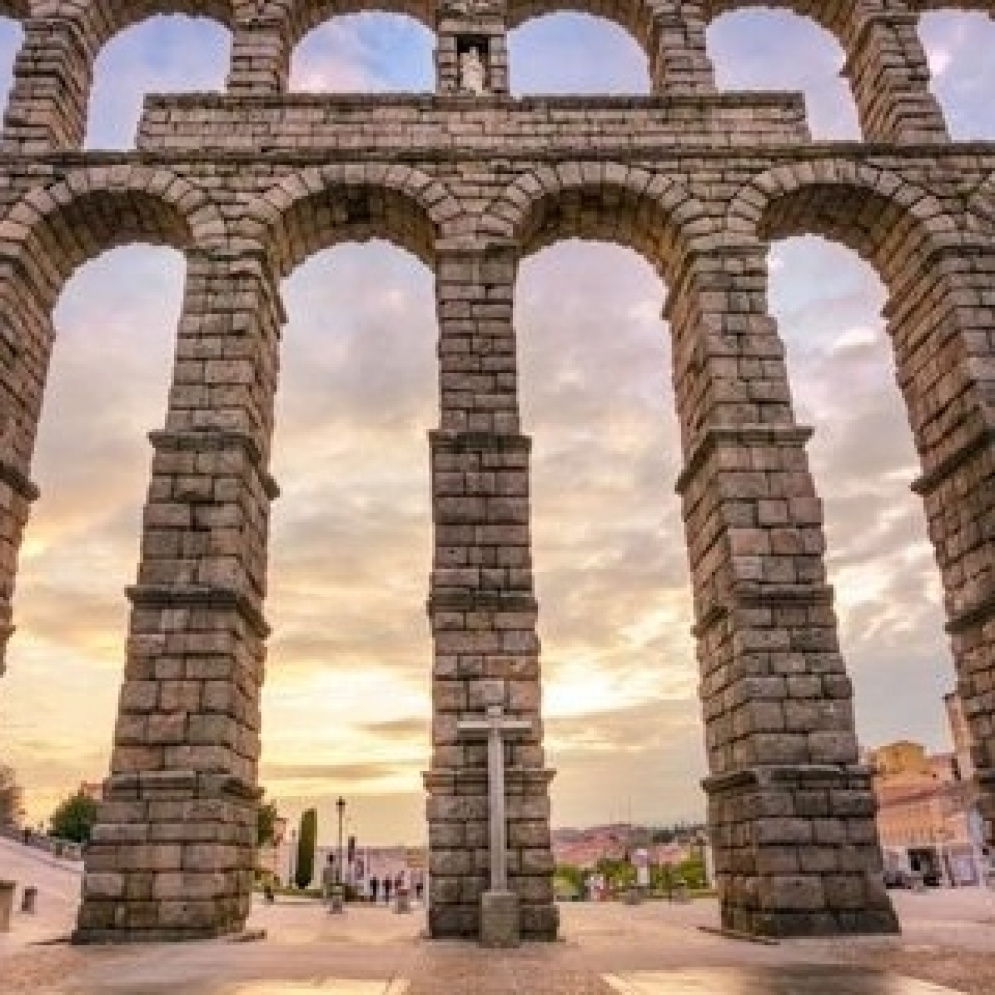 Episodio 4. Roma dueña de Hispania. Conquista, integración y ciudadania. episode artwork