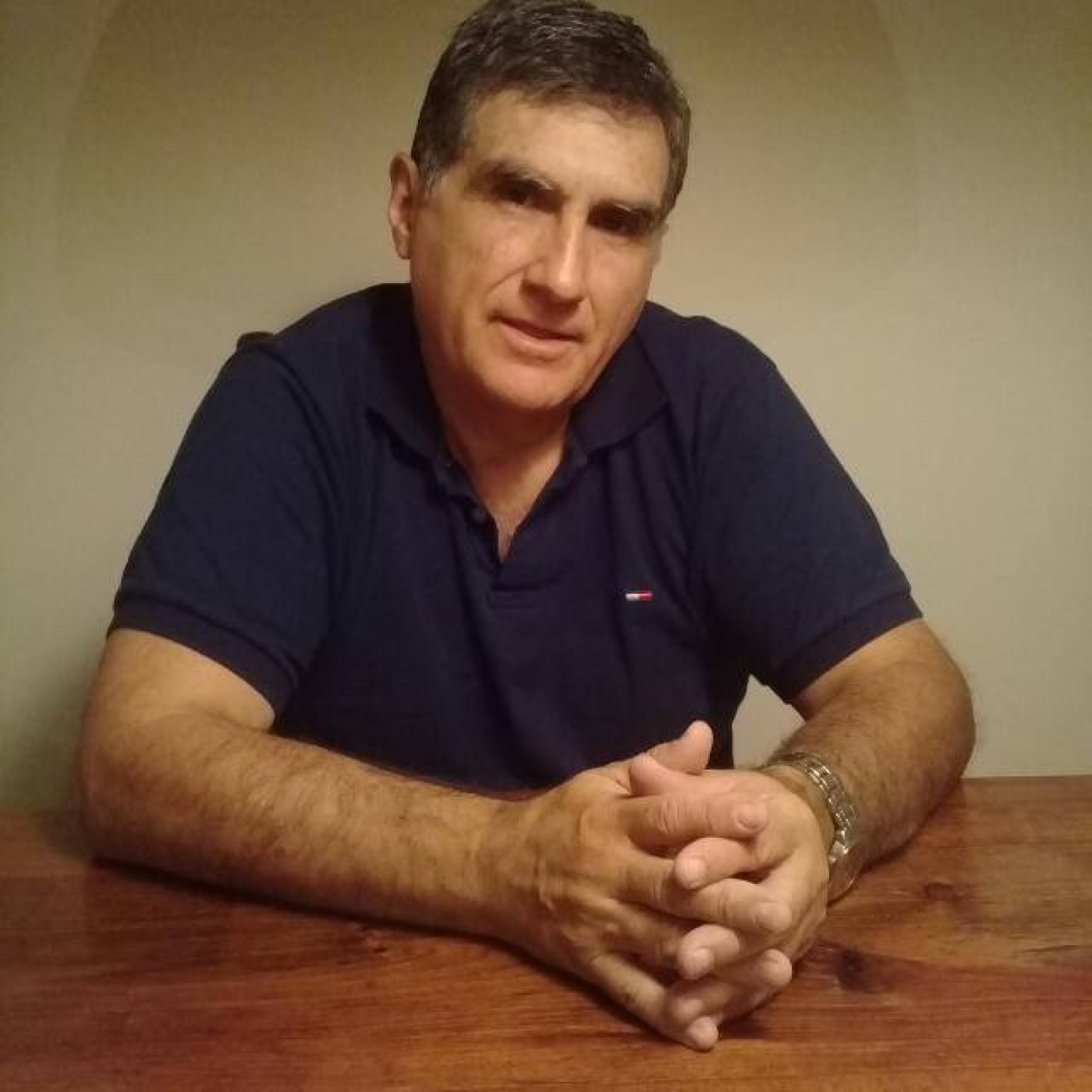 Federico González (Opinión Autenticada y Asociados) Trabajadores Y Empresarios @luislauge