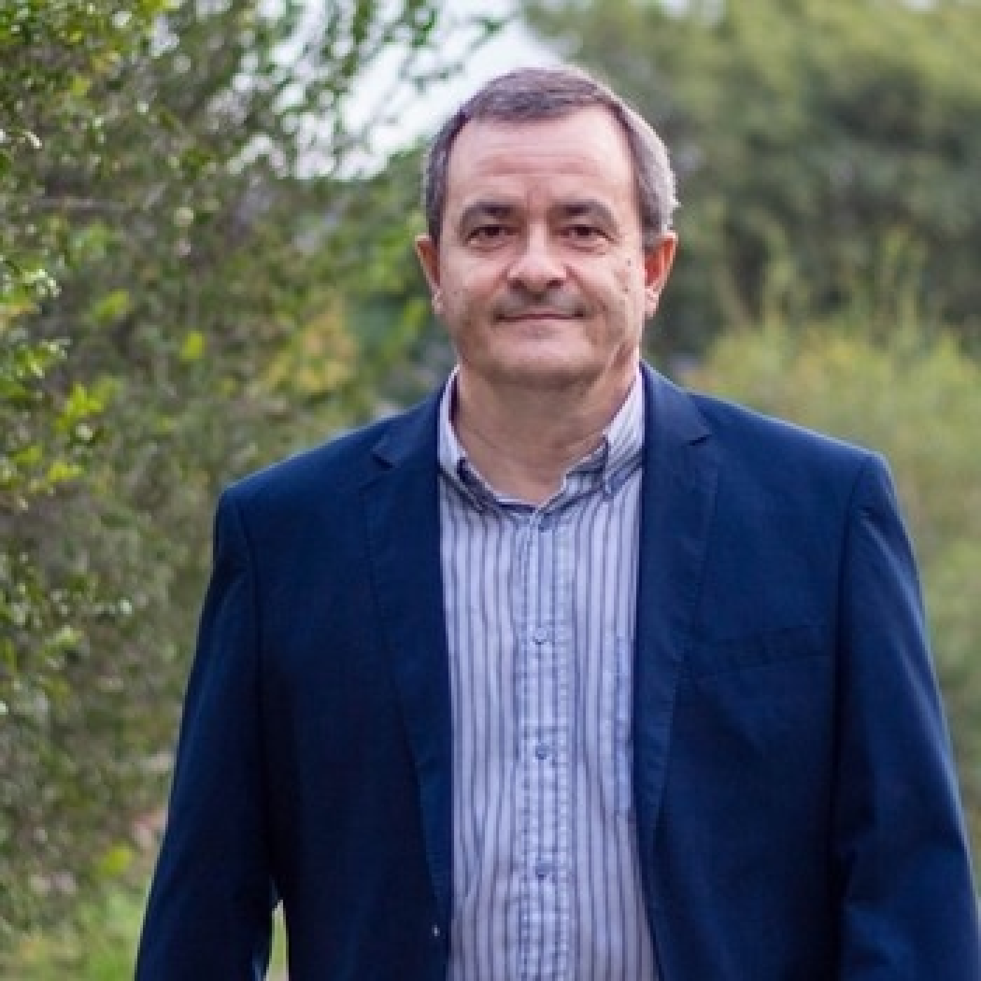 Oscar Atienza @oscaratienza (Médico cirujano, Doctor en Medicina y Cirugía. Docente Universitario en Medicina) La Usina